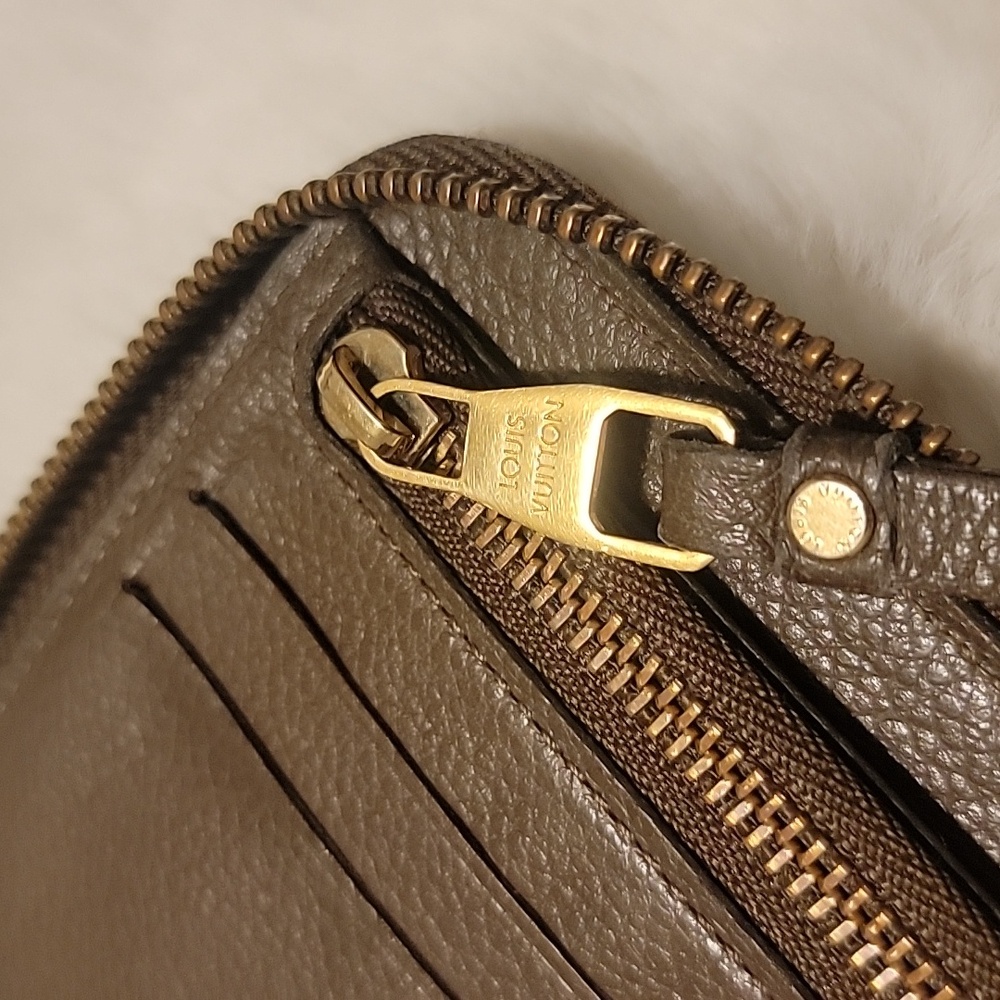 Louis Vuitton Brown Monogram Wallet - Picture 4 of 9